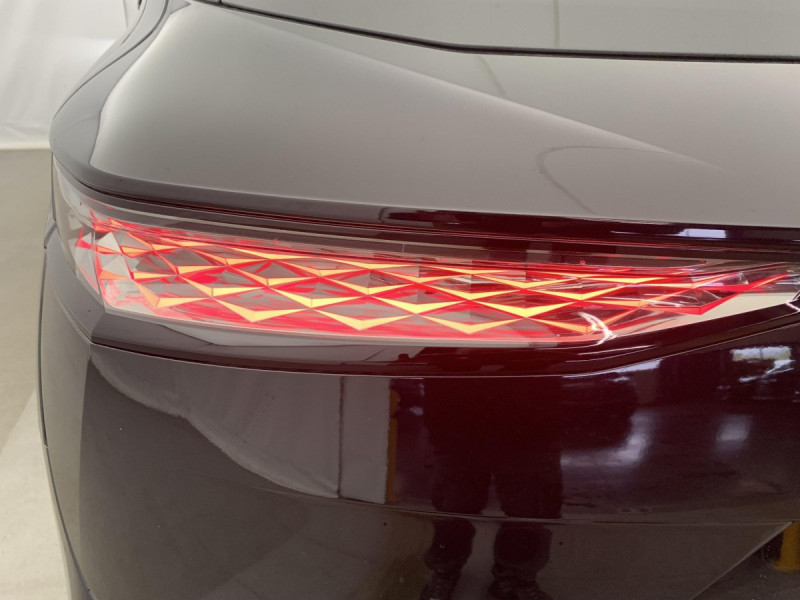 Photo 13 de l'offre de DS DS7 BlueHDi 130 EAT8 Pallas à 33998€ chez Carlyss automobiles Vitré