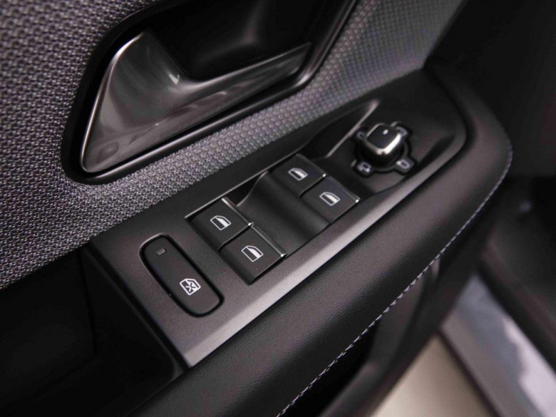 Photo 15 de l'offre de OPEL Grandland 1.2 T Hybrid 145 GS à 35898€ chez Carlyss automobiles Vitré