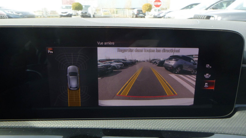 Photo 6 de l'offre de MERCEDES-BENZ CLASSE A Classe A 250 e 8G-DCT AMG Line à 37598€ chez Carlyss automobiles Vitré