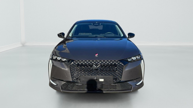 Photo 2 de l'offre de DS DS4 PureTech 130 EAT8 Performance Line+ à 23196€ chez Carlyss automobiles Vitré