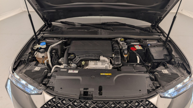 Photo 20 de l'offre de DS DS4 PureTech 130 EAT8 Rivoli à 22812€ chez Carlyss automobiles Vitré