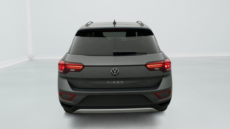 Photo 6 de l'offre de VOLKSWAGEN T-roc 2.0 TDI 150 Start/Stop DSG7 Life Plus à 32998€ chez Carlyss automobiles Vitré