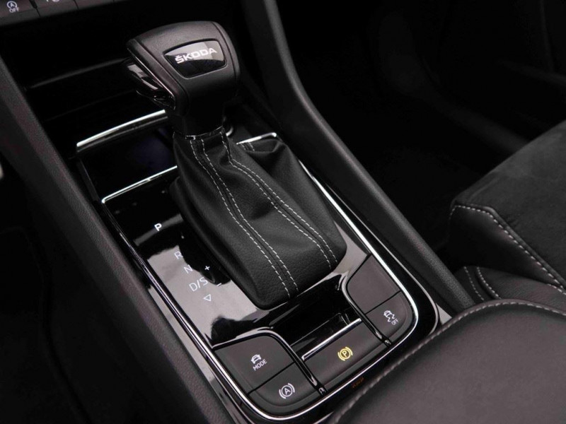 Photo 21 de l'offre de SKODA Kodiaq 2.0 Tdi 150 DSG Sportline 7pl à 40593€ chez Carlyss automobiles Vitré