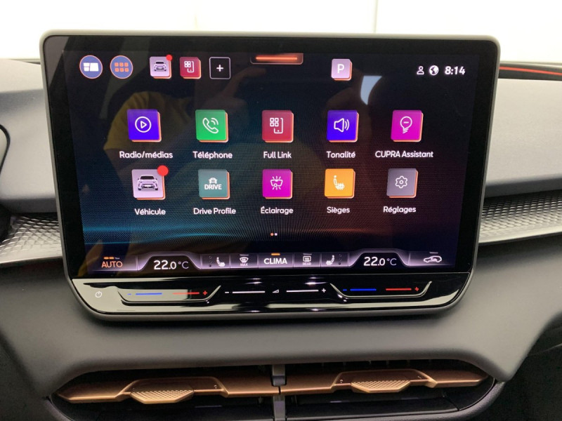 Photo 24 de l'offre de Cupra Terramar 1.5 eTSI Hybrid 150 ch DSG7 V à 35998€ chez Carlyss automobiles Vitré