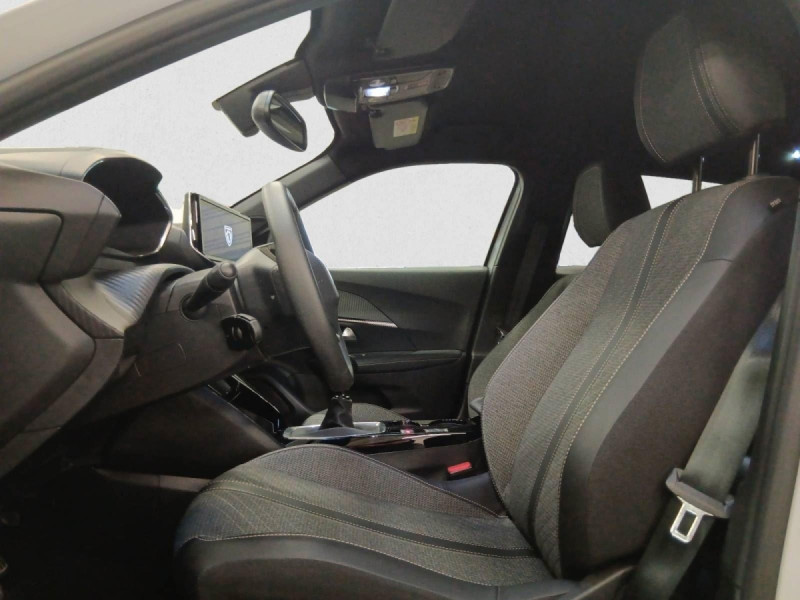 Photo 8 de l'offre de PEUGEOT 2008 100 S&S BVM6 Allure à 19798€ chez Carlyss automobiles Vitré