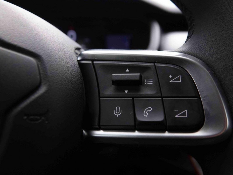 Photo 20 de l'offre de Jeep Avenger 1.2 Turbo T3 100 ch Altitude à 23698€ chez Carlyss automobiles Vitré