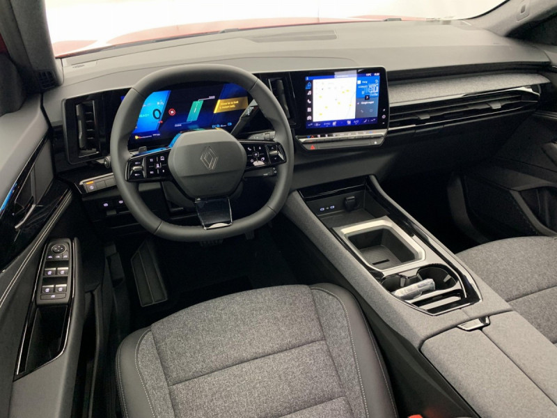 Photo 14 de l'offre de Renault AUSTRAL NOUVEAU FULL HYBRID E-TECH 200 CH EVOLUTION à 31998€ chez Carlyss automobiles Vitré