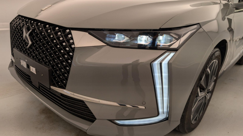 Photo 21 de l'offre de DS DS4 PureTech 130 EAT8 Rivoli à 22442€ chez Carlyss automobiles Vitré