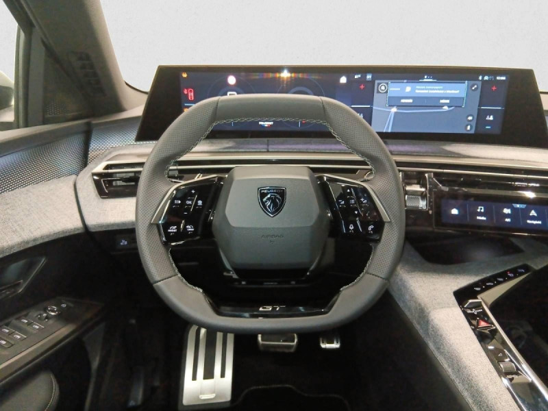 Photo 10 de l'offre de PEUGEOT 3008 Hybrid 136 e-DCS6 GT à 33898€ chez Carlyss automobiles Vitré