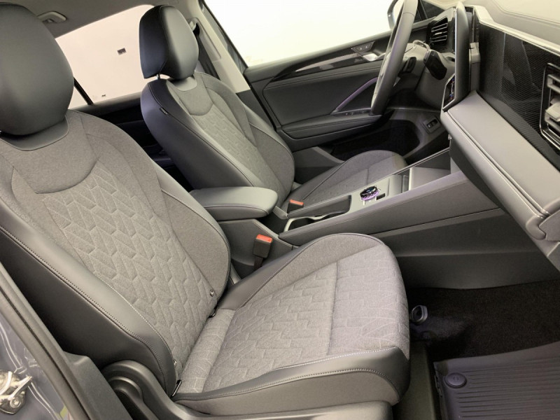 Photo 6 de l'offre de VOLKSWAGEN TIGUAN NOUVEAU 1.5 eTSI 150CV DSG7 LIFE PLUS à 39498€ chez Carlyss automobiles Vitré