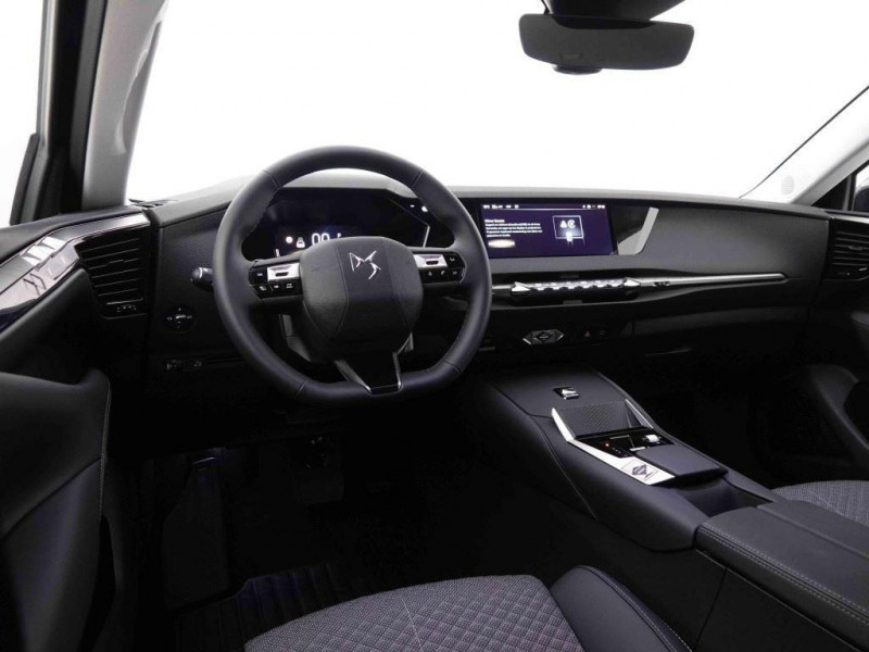 Photo 8 de l'offre de DS DS4 Hybride 136 e-DCT6 Pallas à 30598€ chez Carlyss automobiles Vitré