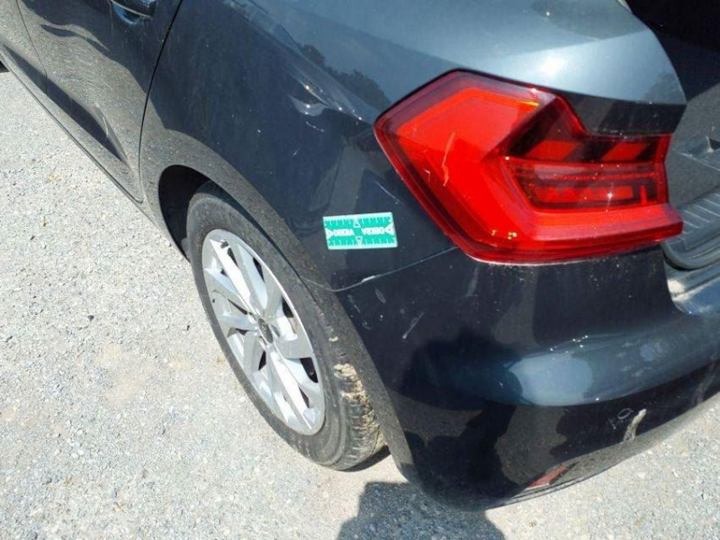 Photo 12 de l'offre de AUDI A1 Sportback A1 Sportback 25 TFSI 95 ch BVM5 Design à 17800€ chez Carlyss automobiles Vitré