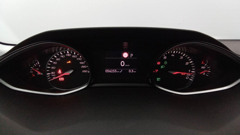Photo 10 de l'offre de PEUGEOT 308 PureTech 130ch S&S EAT8 Allure à 15598€ chez Carlyss automobiles Vitré