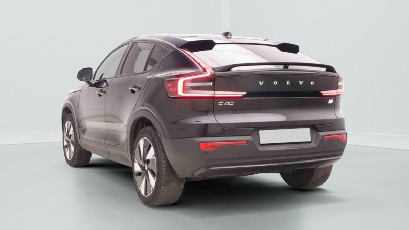 Photo 3 de l'offre de Volvo C40 Recharge 408 AWD Twin Engine Plus à 38102€ chez Carlyss automobiles Vitré