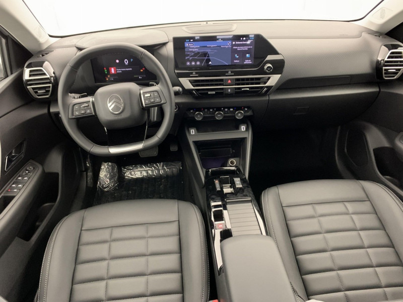 Photo 14 de l'offre de CITROEN C4 Hybride 145 e-DCS6 Max à 22998€ chez Carlyss automobiles Vitré