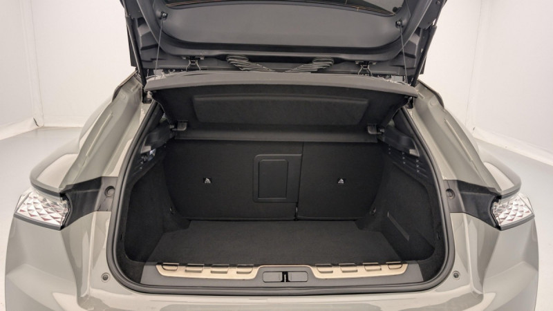 Photo 11 de l'offre de DS DS4 PureTech 130 EAT8 Rivoli à 22711€ chez Carlyss automobiles Vitré