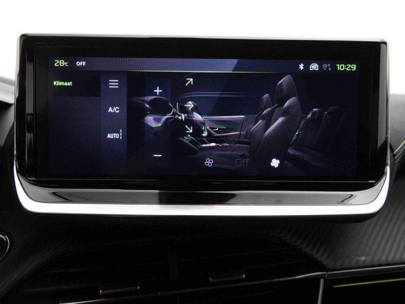 Photo 9 de l'offre de PEUGEOT 2008 1.2 T 130 EAT8 GT Line à 24702€ chez Carlyss automobiles Vitré