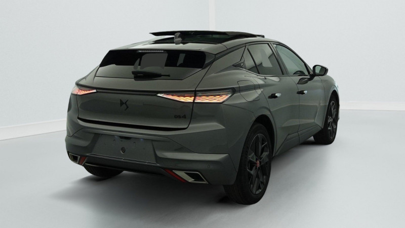 Photo 7 de l'offre de DS DS4 PureTech 130 EAT8 Performance Line+ à 22885€ chez Carlyss automobiles Vitré