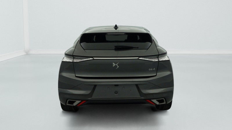 Photo 6 de l'offre de DS DS4 PureTech 130 EAT8 Rivoli à 23072€ chez Carlyss automobiles Vitré