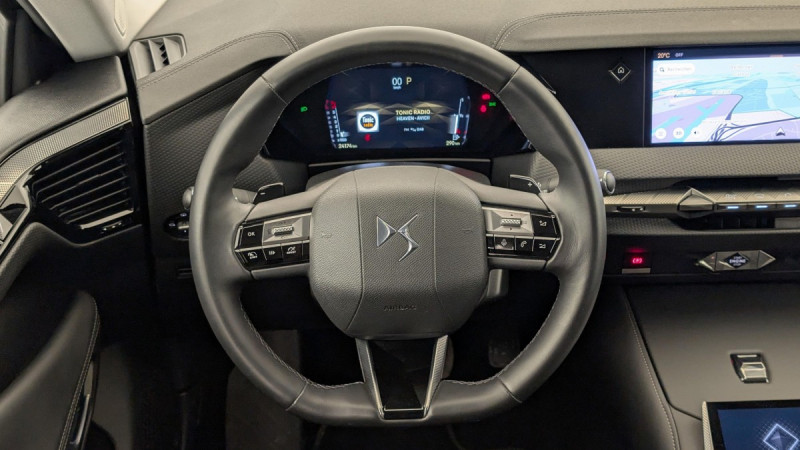 Photo 14 de l'offre de DS DS4 PureTech 130 EAT8 Rivoli à 24143€ chez Carlyss automobiles Vitré