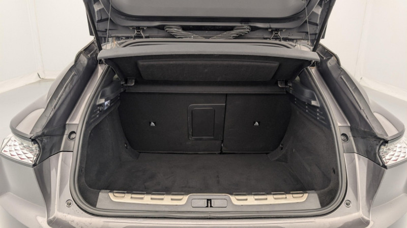 Photo 11 de l'offre de DS DS4 PureTech 130 EAT8 Rivoli à 22971€ chez Carlyss automobiles Vitré