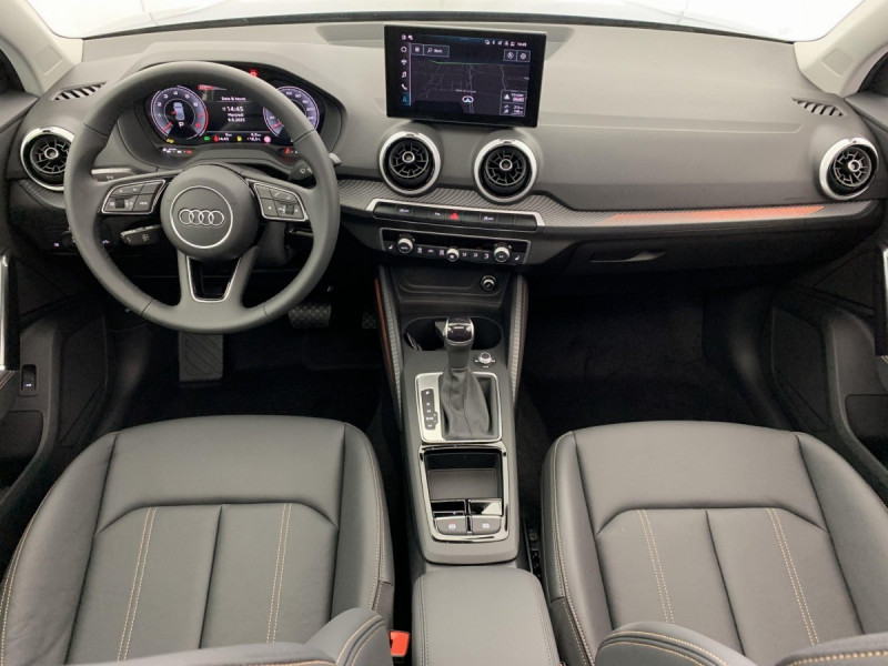 Photo 12 de l'offre de AUDI Q2 35 TFSI 150 S tronic 7 Design à 37098€ chez Carlyss automobiles Vitré