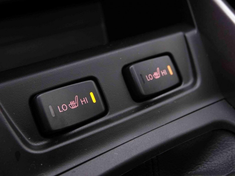 Photo 14 de l'offre de SUZUKI Vitara 1.4i MHEV GLX à 25954€ chez Carlyss automobiles Vitré