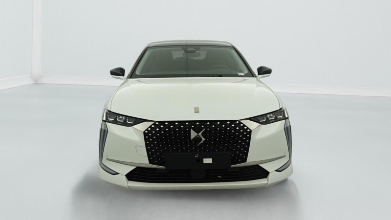 Photo 2 de l'offre de DS DS4 PureTech 130 EAT8 Rivoli à 22311€ chez Carlyss automobiles Vitré
