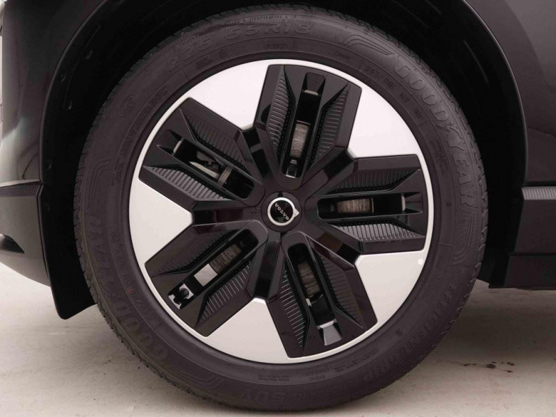 Photo 18 de l'offre de Volvo EX30 51kWh 272 Single Motor Plus à 39298€ chez Carlyss automobiles Vitré