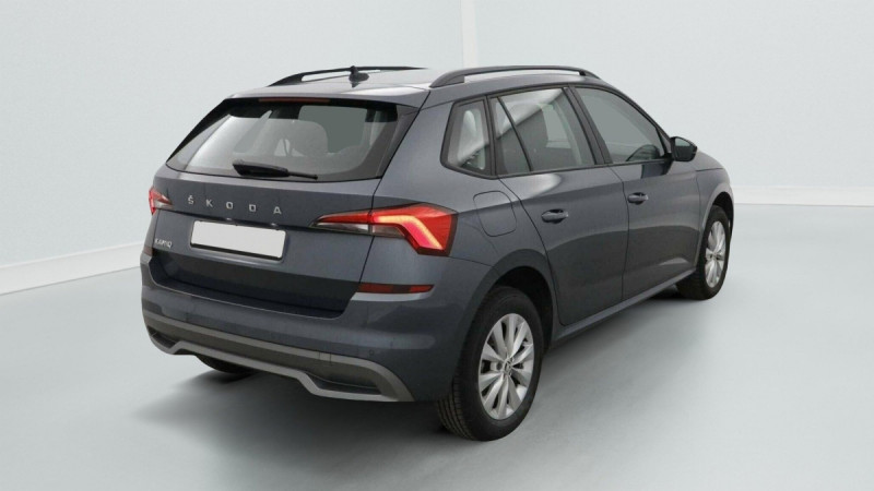 Photo 2 de l'offre de SKODA Kamiq Kamiq 1.0 TSI 95 ch BVM5 Ambition à 18398€ chez Carlyss automobiles Vitré