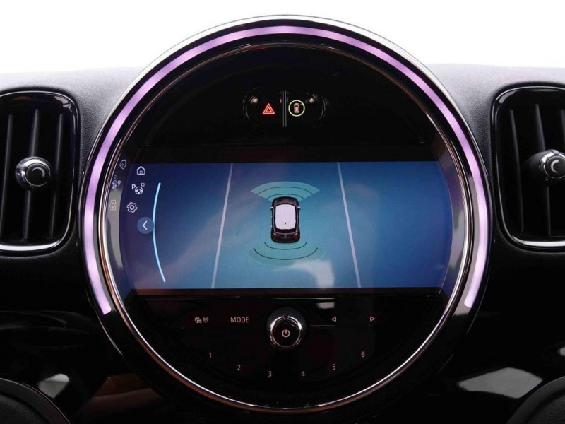 Photo 13 de l'offre de Mini Countryman SE 1.5 PHEV Steptronic AWD Business Edition+Leather+LED+Navi à 28398€ chez Carlyss automobiles Vitré
