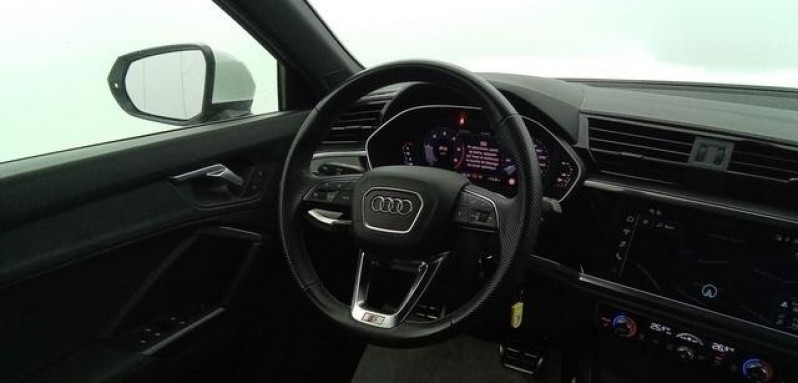 Photo 10 de l'offre de AUDI Q3 Sportback Q3 Sportback 35 TDI 150 ch S tronic 7 S line à 39598€ chez Carlyss automobiles Vitré