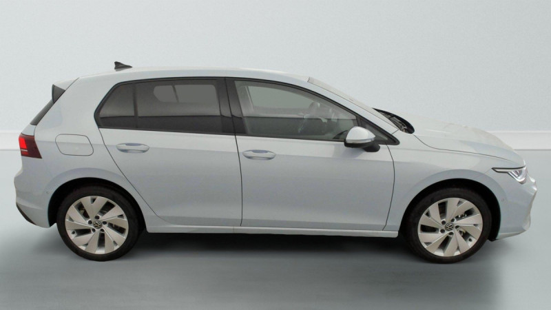 Photo 8 de l'offre de VOLKSWAGEN GOLF 8 1.5 ETSI EVO2 150 DSG7 LIFE PLUS à 30598€ chez Carlyss automobiles Vitré