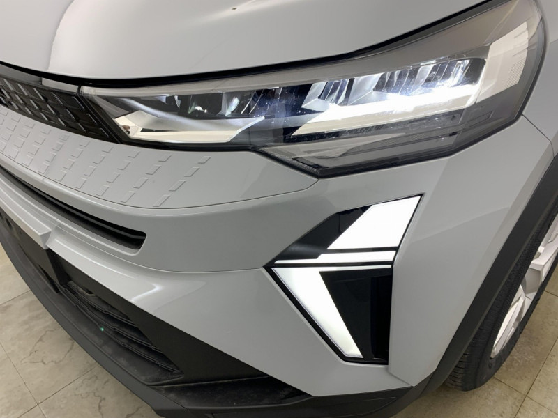 Photo 11 de l'offre de RENAULT CAPTUR TCe 90 ch Evolution à 21498€ chez Carlyss automobiles Vitré