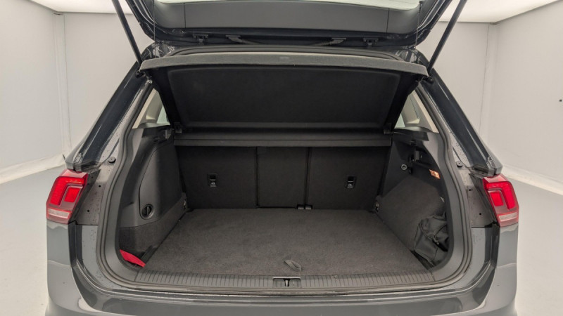 Photo 11 de l'offre de VOLKSWAGEN Tiguan 1.4 EHYBRID 245CH DSG6 LIFE à 30599€ chez Carlyss automobiles Vitré