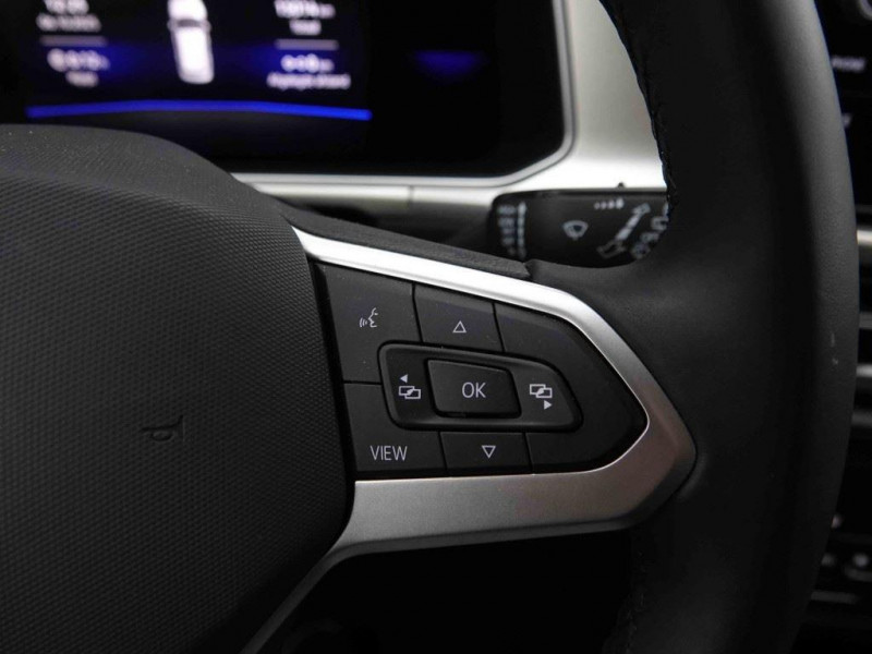 Photo 22 de l'offre de VOLKSWAGEN T-roc 1.0 TSi 115 Edition 2-Tone à 26198€ chez Carlyss automobiles Vitré