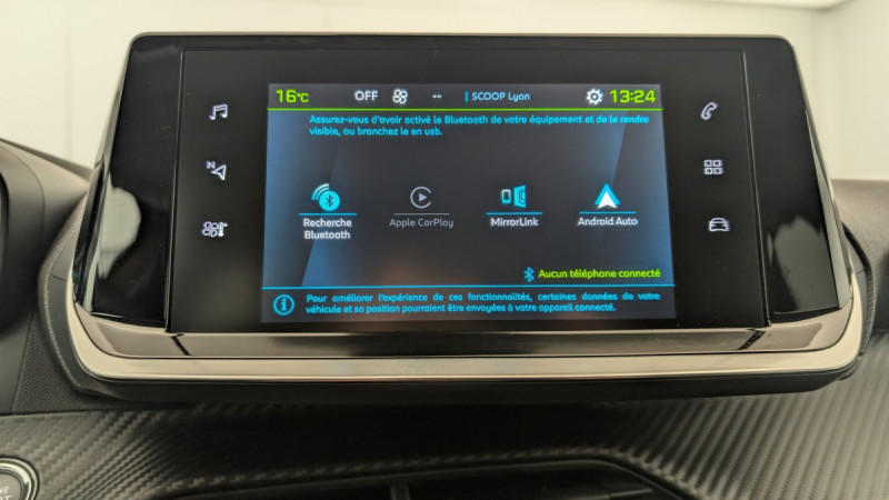 Photo 16 de l'offre de PEUGEOT 208 ELECTRIQUE 50 KWH 136CH ALLURE à 17898€ chez Carlyss automobiles Vitré