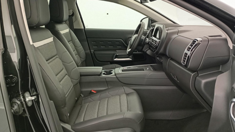 Photo 7 de l'offre de CITROEN C5 Aircross Hybride 136 e-DCS6 Plus à 23998€ chez Carlyss automobiles Vitré