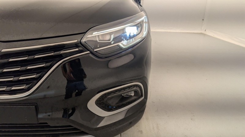 Photo 13 de l'offre de RENAULT KADJAR TCe 140 FAP Intens à 16998€ chez Carlyss automobiles Vitré