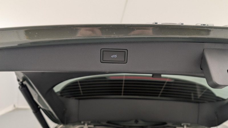 Photo 21 de l'offre de VOLKSWAGEN TIGUAN NOUVEAU 1.5 eTSI 150CV DSG7 LIFE PLUS à 39998€ chez Carlyss automobiles Vitré