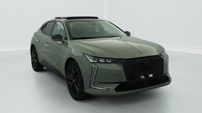 Photo 1 de l'offre de DS DS4 PureTech 130 EAT8 Performance Line+ à 22264€ chez Carlyss automobiles Vitré