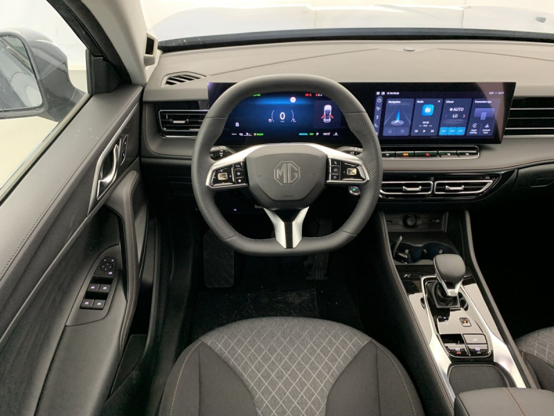 Photo 13 de l'offre de MG Motor EHS 1.5T PHEV 272 ch Comfort à 30598€ chez Carlyss automobiles Vitré