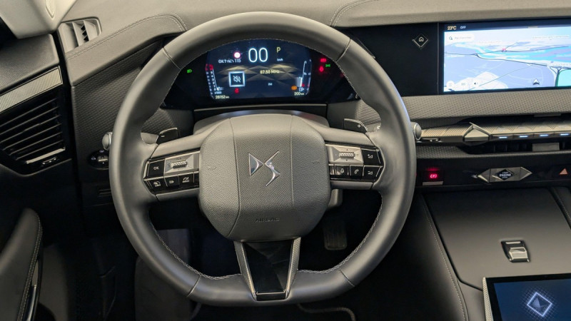 Photo 14 de l'offre de DS DS4 PureTech 130 EAT8 Rivoli à 22506€ chez Carlyss automobiles Vitré
