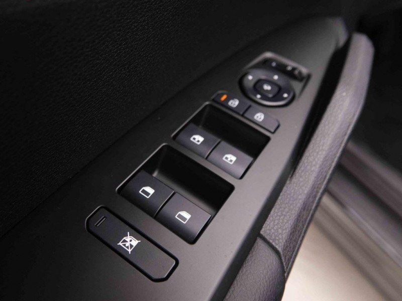 Photo 21 de l'offre de KIA SPORTAGE 1.6 T-GDi 150 DCT Pace FaceLift à 35884€ chez Carlyss automobiles Vitré