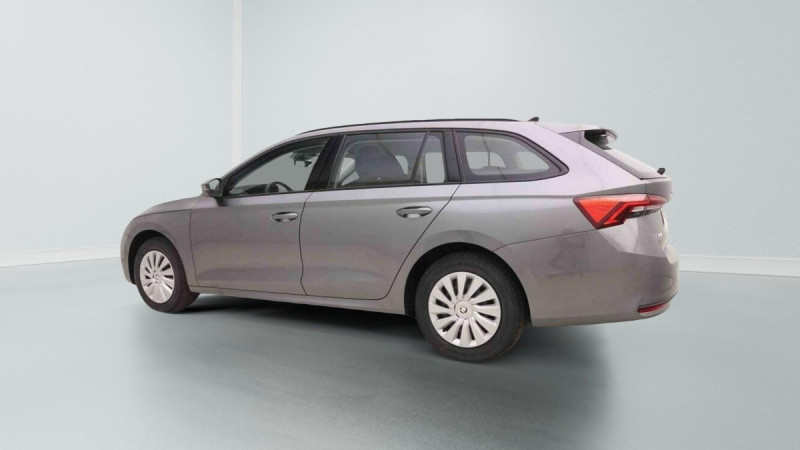 Photo 2 de l'offre de SKODA Octavia 1.5 TSi 116 MHEV DSG Combi MY25 Edition à 30893€ chez Carlyss automobiles Vitré