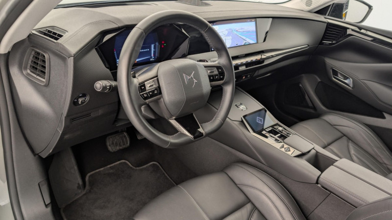 Photo 15 de l'offre de DS DS4 PureTech 130 EAT8 Rivoli à 24449€ chez Carlyss automobiles Vitré