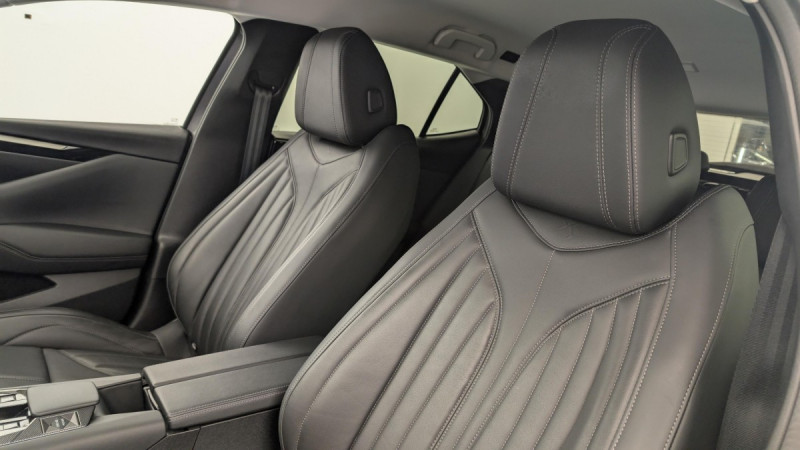 Photo 16 de l'offre de DS DS4 PureTech 130 EAT8 Rivoli à 23060€ chez Carlyss automobiles Vitré