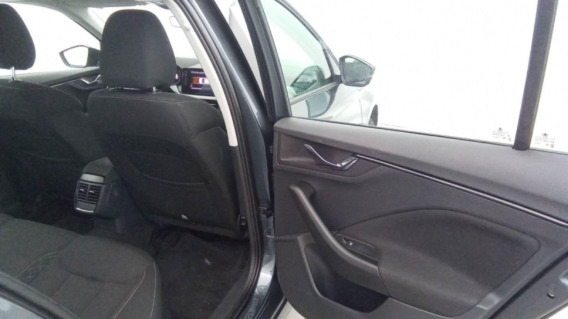 Photo 7 de l'offre de SKODA Kamiq Kamiq 1.0 TSI 95 ch BVM5 Ambition à 18398€ chez Carlyss automobiles Vitré
