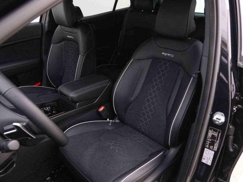 Photo 5 de l'offre de KIA SPORTAGE 1.6T-GDi HEV 215 GT-Line à 38902€ chez Carlyss automobiles Vitré