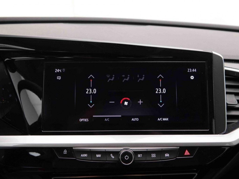 Photo 9 de l'offre de OPEL Grandland 1.2 T 130 GS Line à 23279€ chez Carlyss automobiles Vitré